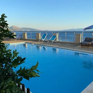 Ionian Bay Apartamento