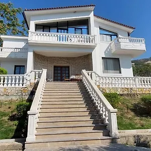 Alloggio in famiglia Mare, Vlorë